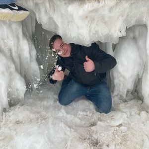 Meet your Posher, Sam